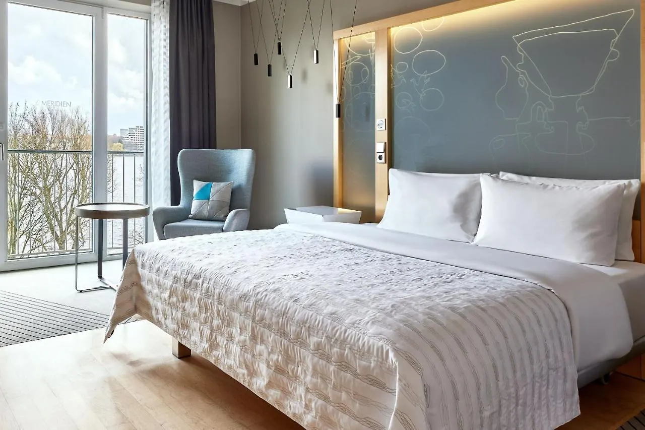 Le Meridien Hamburg 5*,  Németország