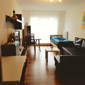  Apartment Private Close To Subway Deutschland